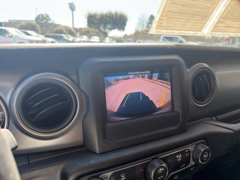 Used 2021 Jeep Wrangler Unlimited Sport S image 27