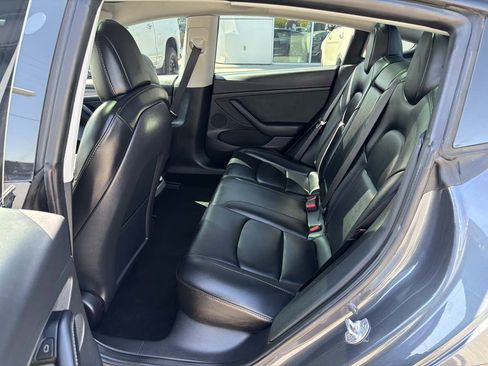 Used 2022 Tesla Model 3 Long Range AWD/4WD image 12