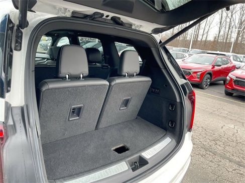 Used 2021 Cadillac XT6 Premium Luxury image 25