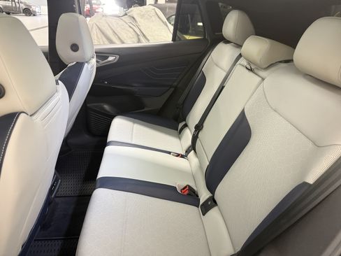 Certified 2025 Volkswagen ID.4 Pro S AWD/4WD image 33