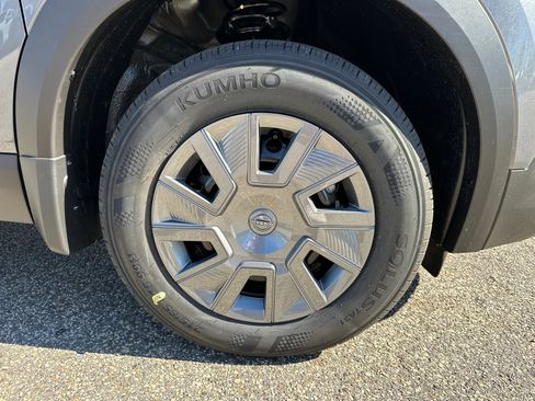 New 2026 Nissan Kicks S w/ Charging Package image 12