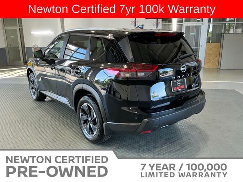 Used 2024 Nissan Rogue SV w/ SV Premium Package AWD/4WD image 24