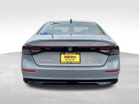 Used 2025 Honda Accord Touring image 9