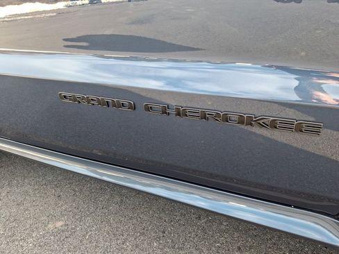 Used 2021 Jeep Grand Cherokee High Altitude image 34