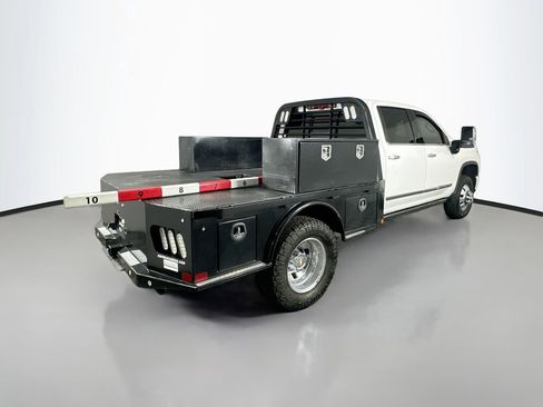 Used 2024 Chevrolet Silverado 3500 High Country w/ High Country Premium Package image 7