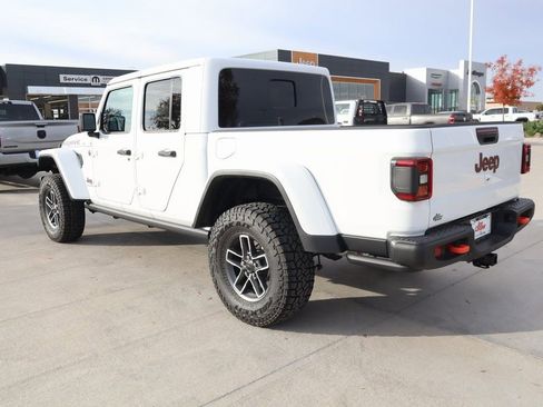New 2026 Jeep Gladiator Mojave image 23