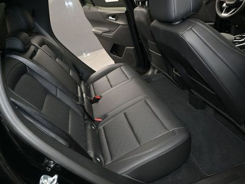 Used 2026 Chevrolet Equinox LT w/ Convenience Package II FWD image 15