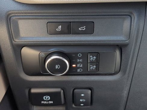 Used 2024 Ford Expedition Limited image 27