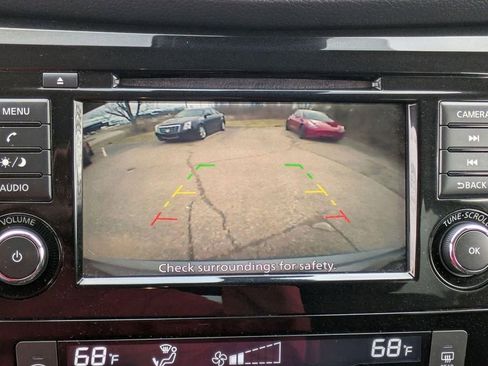 Used 2019 Nissan Rogue SV image 22