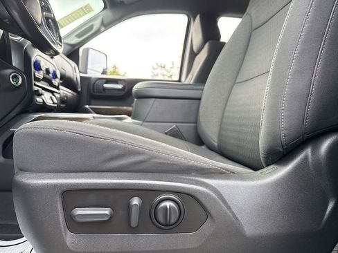 Used 2022 Chevrolet Silverado 1500 RST w/ Bed Protection Package image 12