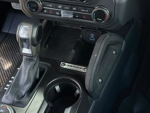 Certified 2025 Ford Bronco Badlands AWD/4WD image 27