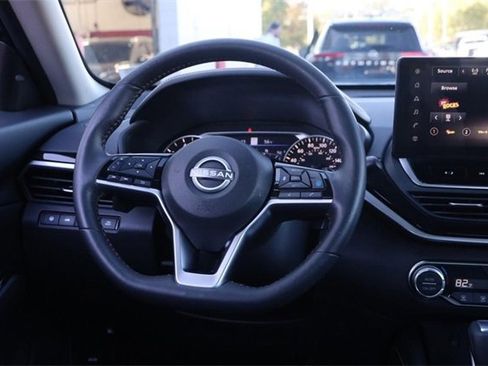 Certified 2024 Nissan Altima 2.0 SR image 22