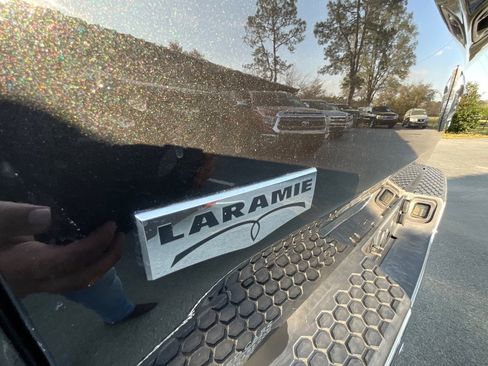Used 2018 RAM 2500 Laramie w/ Off Road Package AWD/4WD image 27