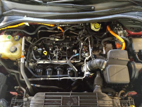 Used 2020 Ford Escape SE Sport image 30