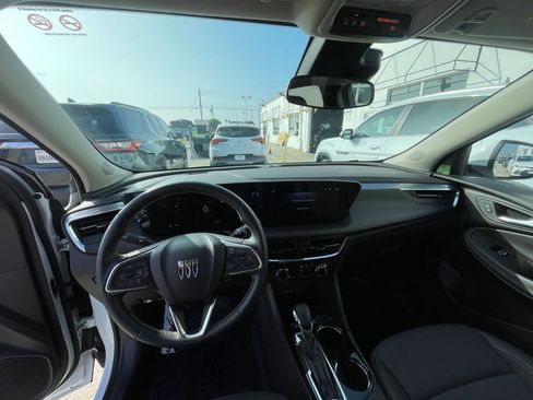 Used 2025 Buick Encore GX Preferred image 33