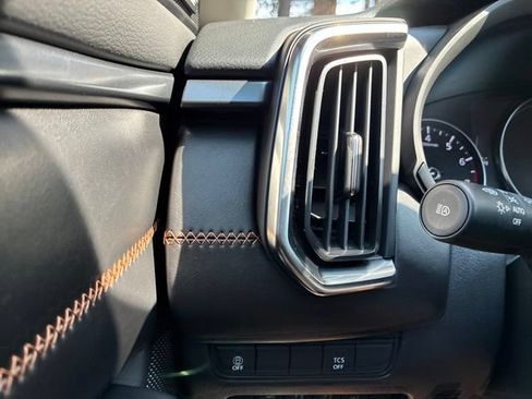 Used 2025 MAZDA CX-50 AWD 2.5 S w/ Premium Plus Pkg image 26