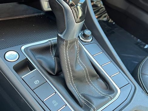 Used 2024 Volkswagen Jetta SE image 24