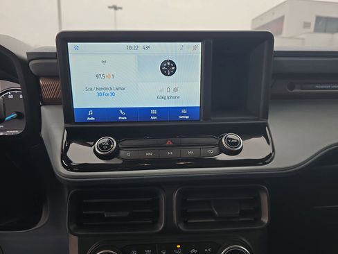 Used 2022 Ford Maverick Lariat w/ Lariat Luxury Package image 25