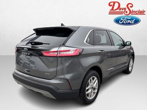 Used 2024 Ford Edge SEL w/ Convenience Package image 7