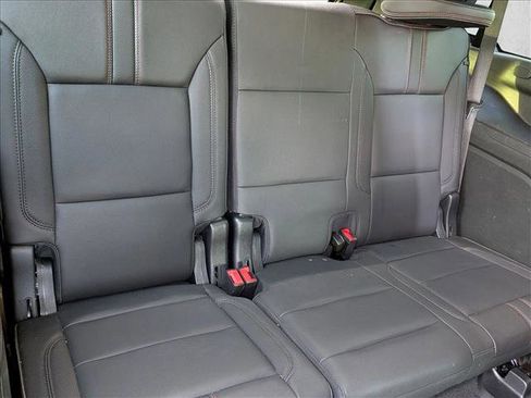 Used 2022 Chevrolet Tahoe RST w/ Luxury Package RWD image 18