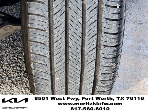 Used 2025 Ford Explorer Active w/ Active Comfort Package RWD image 10