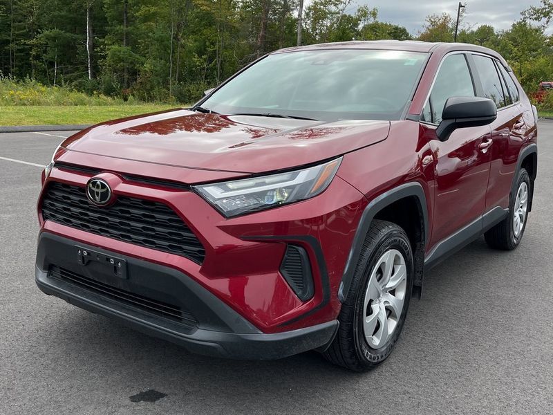 Used 2023 Toyota RAV4 LE image 1