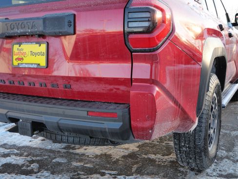 Certified 2025 Toyota 4Runner TRD Off-Road image 18