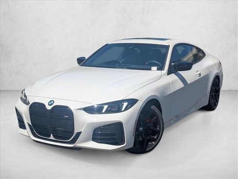 Used 2025 BMW M440i Coupe w/ Driving Assistance Package image 1