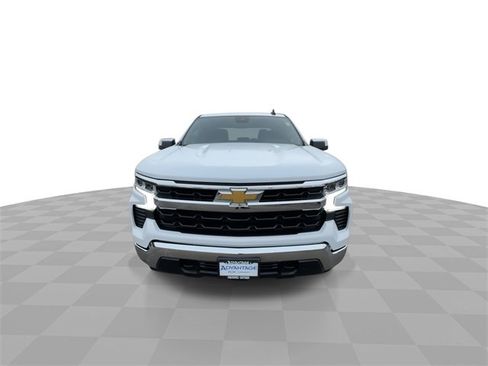 Used 2023 Chevrolet Silverado 1500 LT image 3