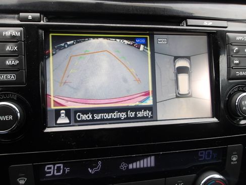 Used 2016 Nissan Rogue SV w/ SV Premium Package image 20