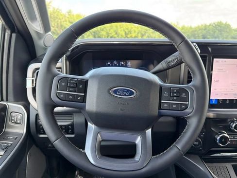 New 2026 Ford F250 Lariat w/ Black Appearance Package AWD/4WD image 20