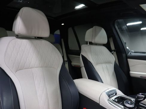 Used 2021 BMW X5 xDrive45e w/ M Sport Package image 26