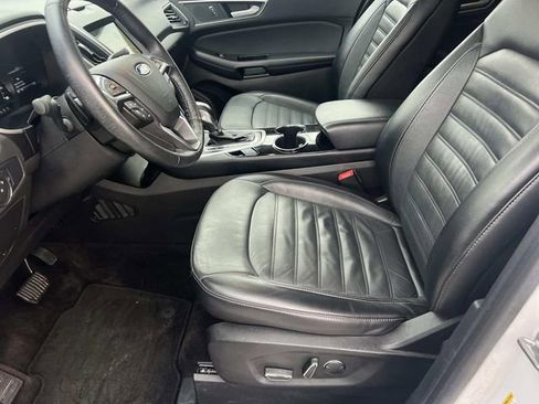 Certified 2018 Ford Edge SEL w/ Equipment Group 201A image 18