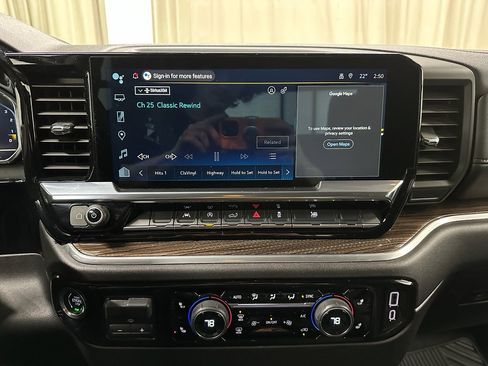 Used 2025 Chevrolet Silverado 1500 LT image 34