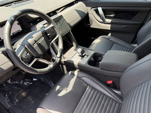 Used 2025 Land Rover Discovery Sport S AWD/4WD image 4