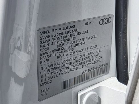 Used 2025 Audi Q5 Premium Plus w/ Premium Plus image 14