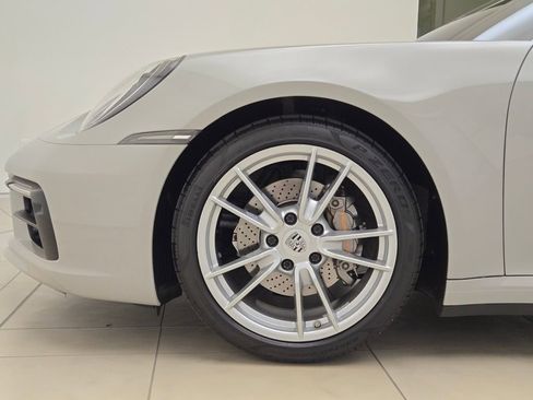 Used 2021 Porsche 911 Carrera image 13
