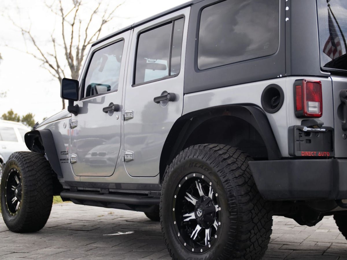 Used 2014 Jeep Wrangler Unlimited Sport AWD/4WD image 9