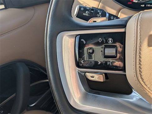 Used 2024 Land Rover Range Rover Long Wheelbase SE image 20