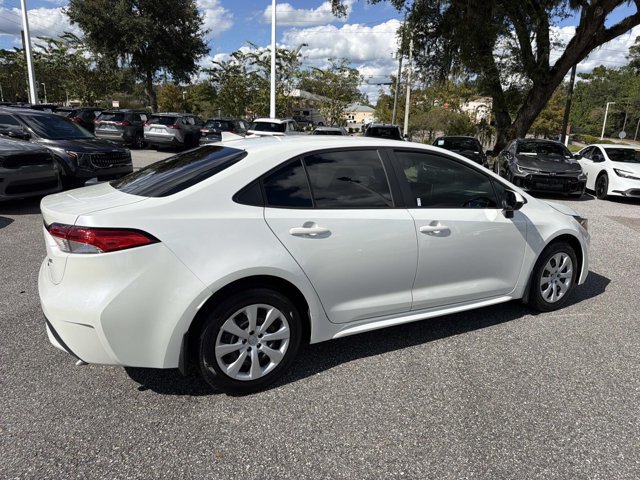 Certified 2021 Toyota Corolla LE FWD image 2