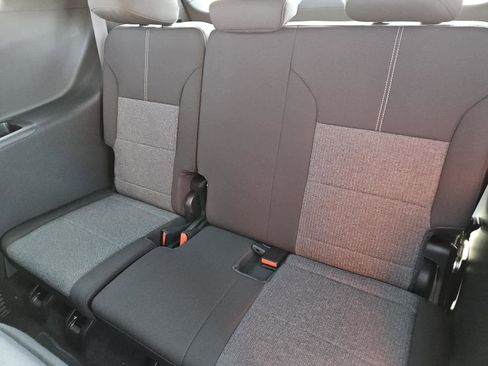 New 2025 GMC Acadia Elevation image 23