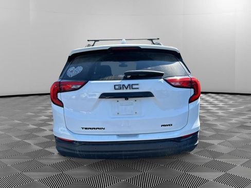 Used 2020 GMC Terrain SLE w/ Driver Convenience Package AWD/4WD image 4