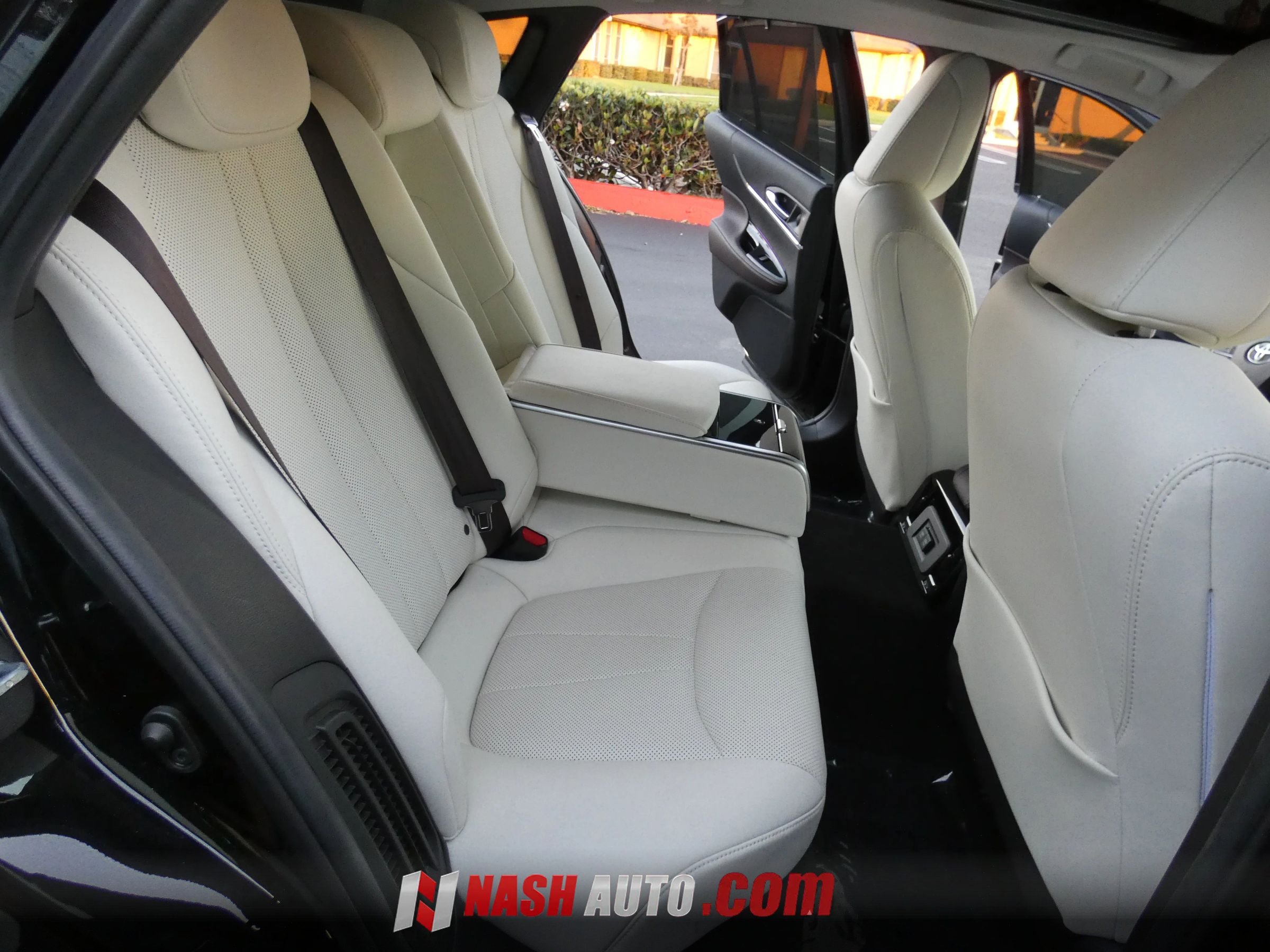 Used 2021 Toyota Mirai RWD image 39