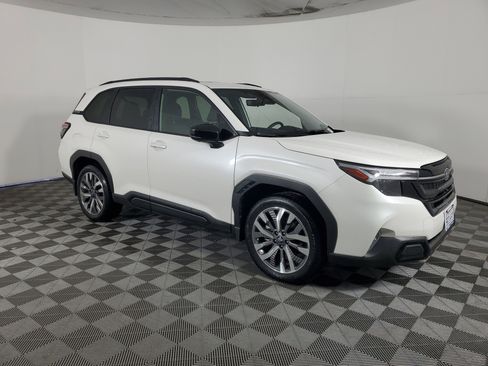 Used 2025 Subaru Forester Touring w/ Popular Package - Touring image 2