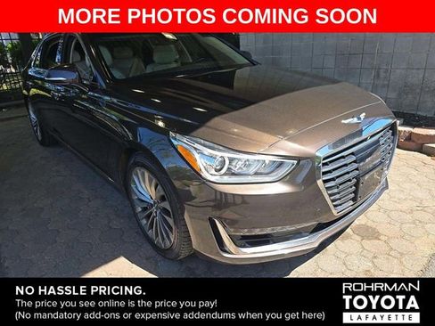 Used 2017 Genesis G90 5.0 Ultimate RWD image 4