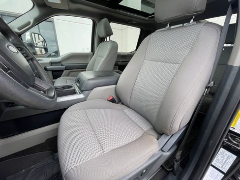 Used 2022 Ford F250 XLT w/ XLT Premium Package AWD/4WD image 12