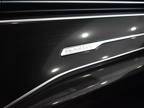 Certified 2025 Audi Q7 3.0T Premium w/ Convenience Package image 24