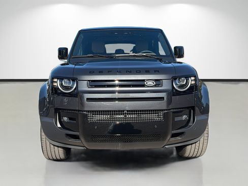 New 2026 Land Rover Defender 110 S image 8