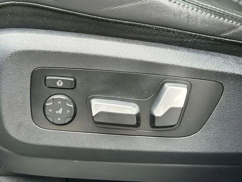 Used 2023 BMW X5 sDrive40i image 16