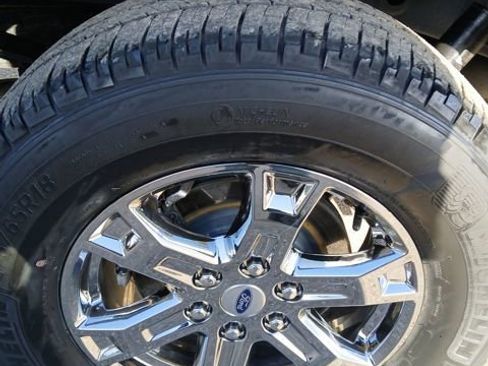 Certified 2022 Ford F150 XLT w/ Equipment Group 302A High image 25